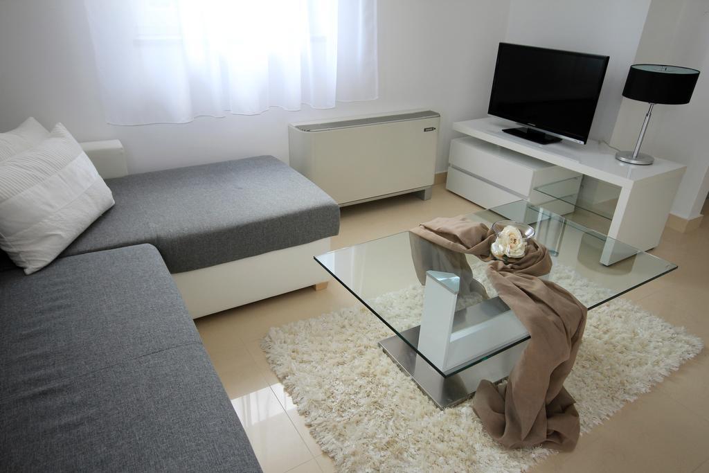 Apartments Villa Mantinela 马林斯卡 客房 照片